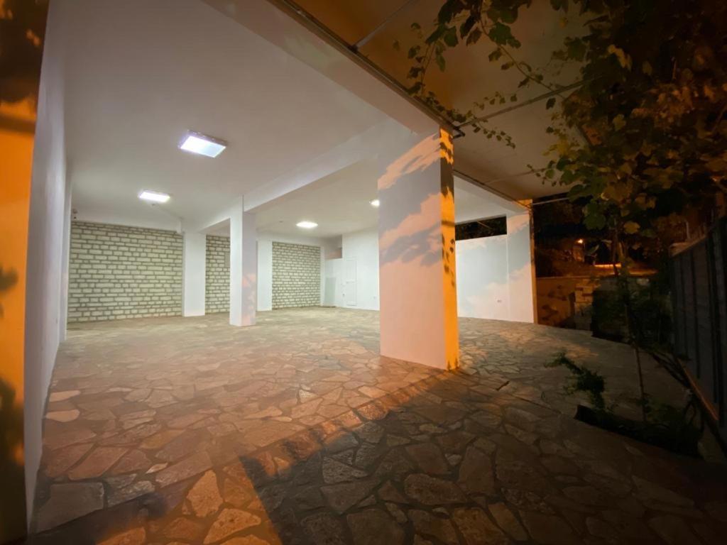 Sunmoon Apartments Sarandë エクステリア 写真
